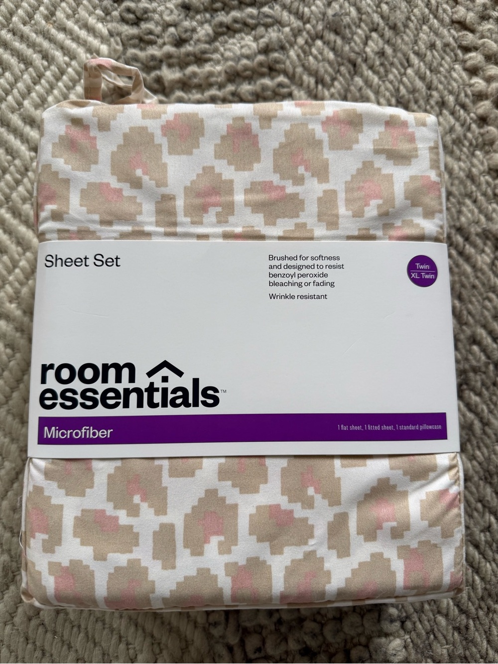 Twin twin XL sheet set tan, white, pink, block digital leopard print new 3pc